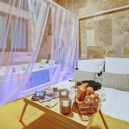 Bed & - La Parenthese Apartment Dijon